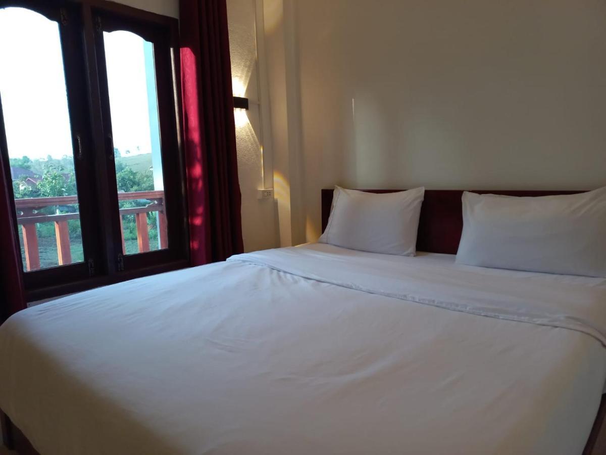 Sipanya Guesthouse Muang Phonsavan Luaran gambar