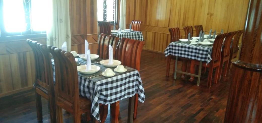 Sipanya Guesthouse Muang Phonsavan Luaran gambar